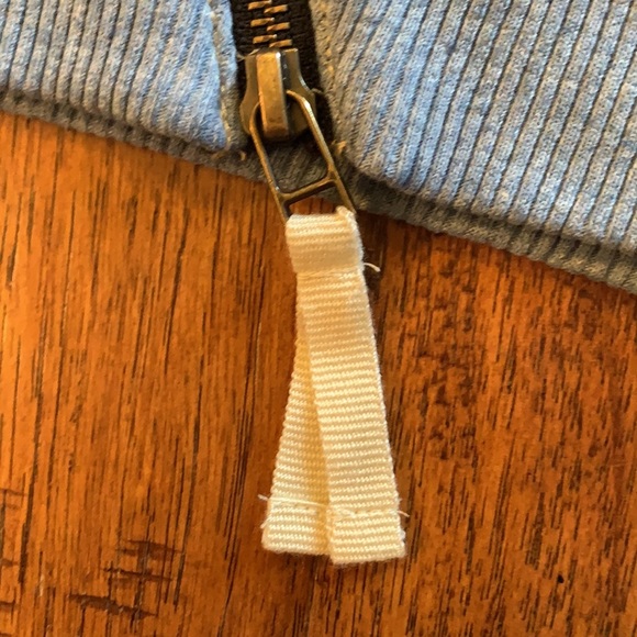 Top - Picture 2 of 4